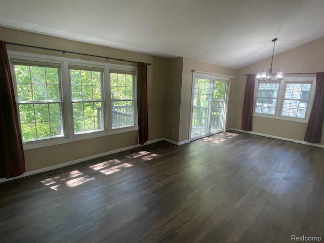 6871 TANGLE WOOD, Waterford, MI 48327 — Photo 4