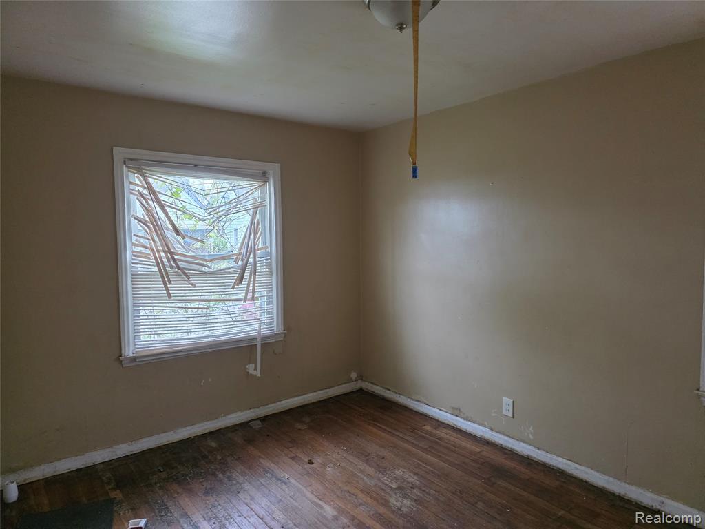 6300 Penrod Street, Detroit, MI 48228 — Photo 4