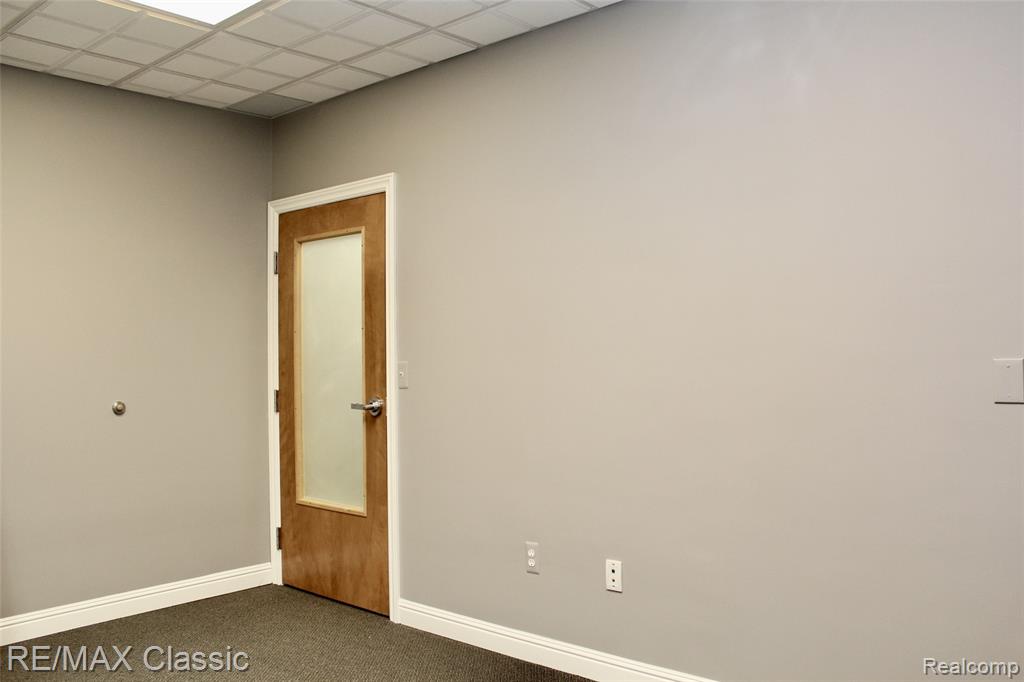 1550 N Milford Road, Milford, MI 48381 — Photo 6