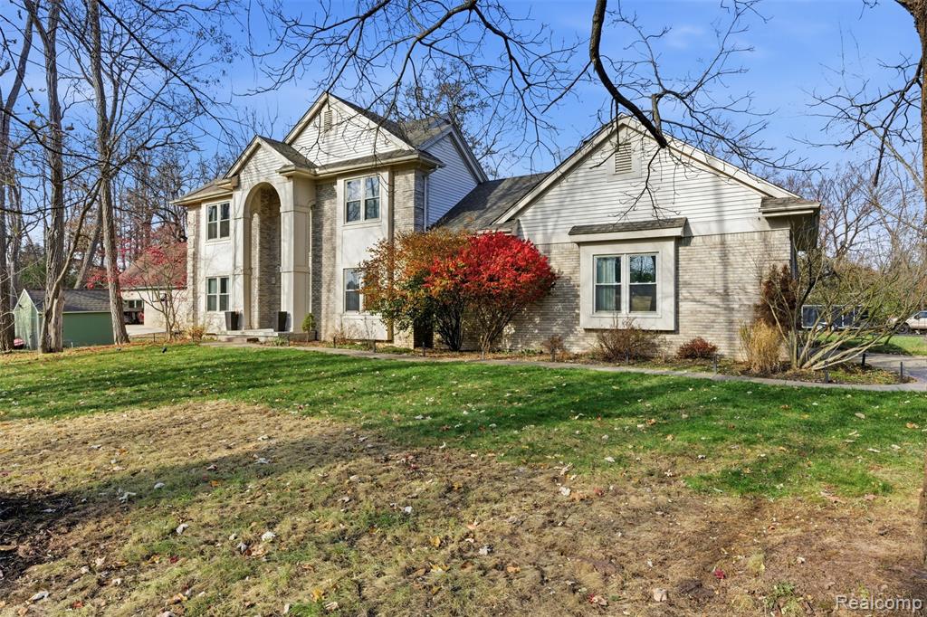 6960 Long Avenue, West Bloomfield, MI — Photo 3