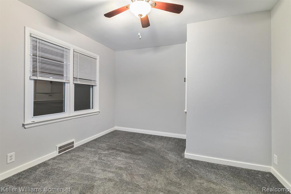 1571 Baldwin Avenue, Pontiac, MI 48340 — Photo 12