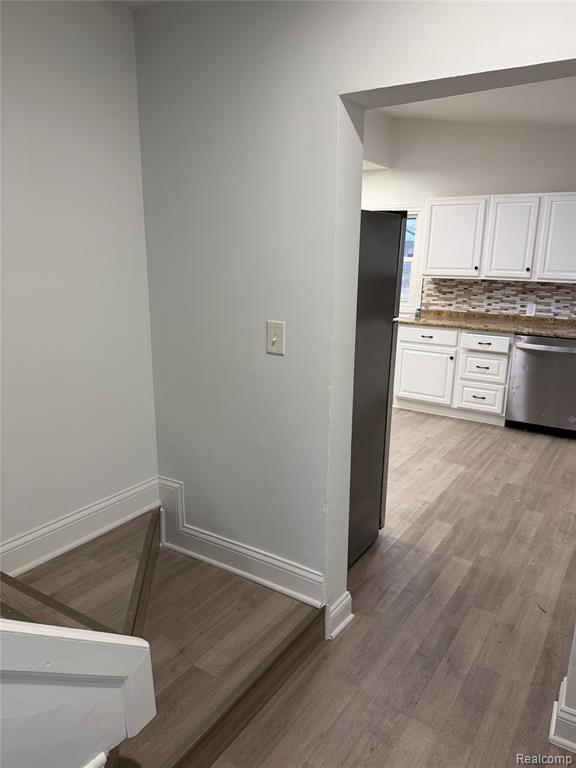 27284 Bunert Road, Warren, MI 48088 — Photo 11
