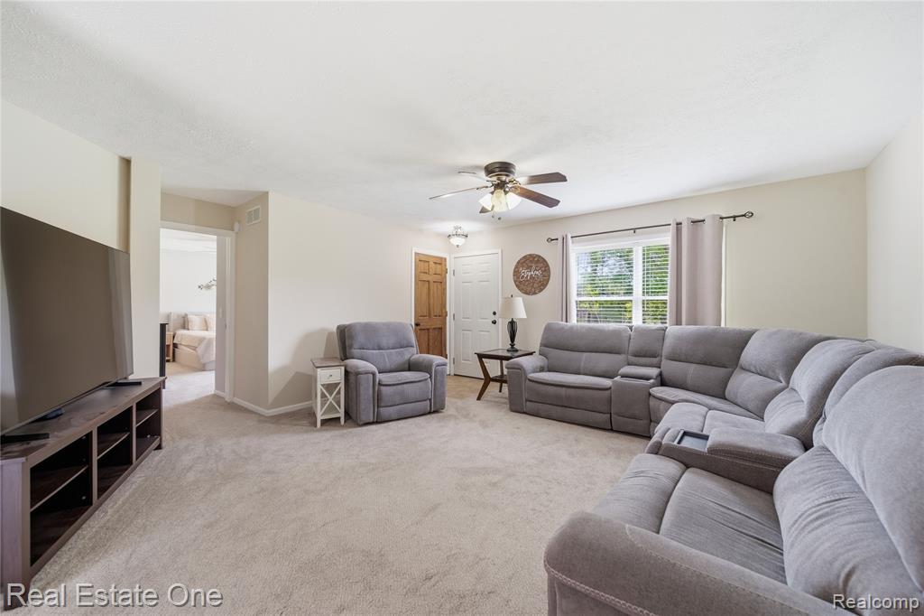 3351 N M 52, Stockbridge, MI 49285 — Photo 8