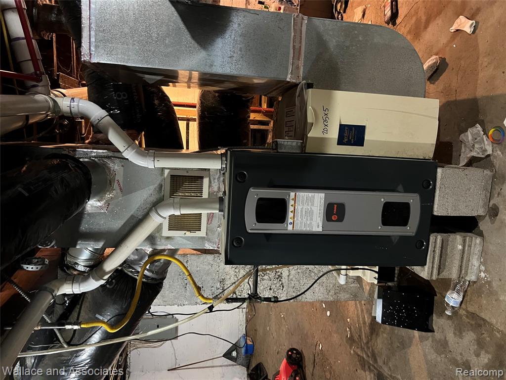 310 Whitelam Street, Bad Axe, MI 48413 — Photo 30