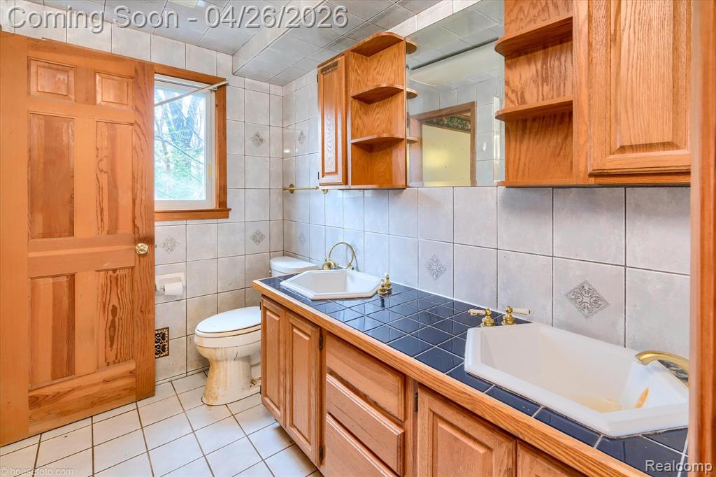 1173 Pickwick Place, Flint, MI 48507 — Photo 40