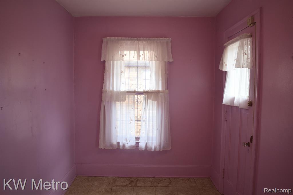 4221 FULLERTON Street, Detroit, MI 48238 — Photo 16