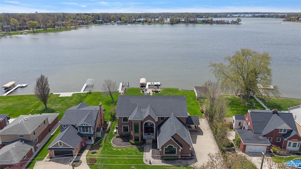985 James K Boulevard, Pontiac, MI 48341 — Photo 31