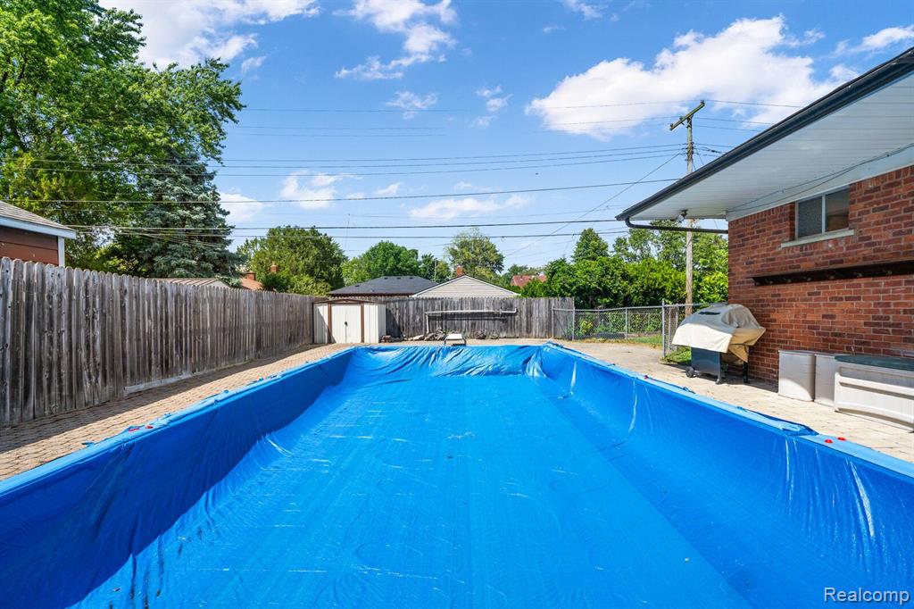 972 N ESPLANADE Street, Mount Clemens, MI 48043 — Photo 27