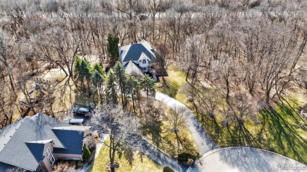 10384 Overhill Drive, Brighton, MI 48114 — Photo 49