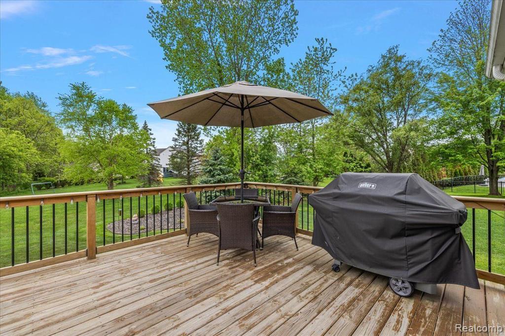7611 Peninsula, Waterford, MI 48327 — Photo 39