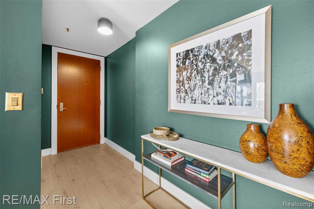 1001 W Jefferson Avenue - Photo 4