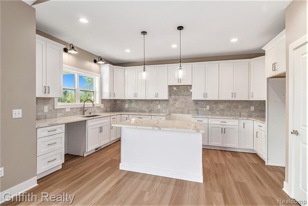 2763 Clivedon Road, Howell, MI 48843 — Photo 10