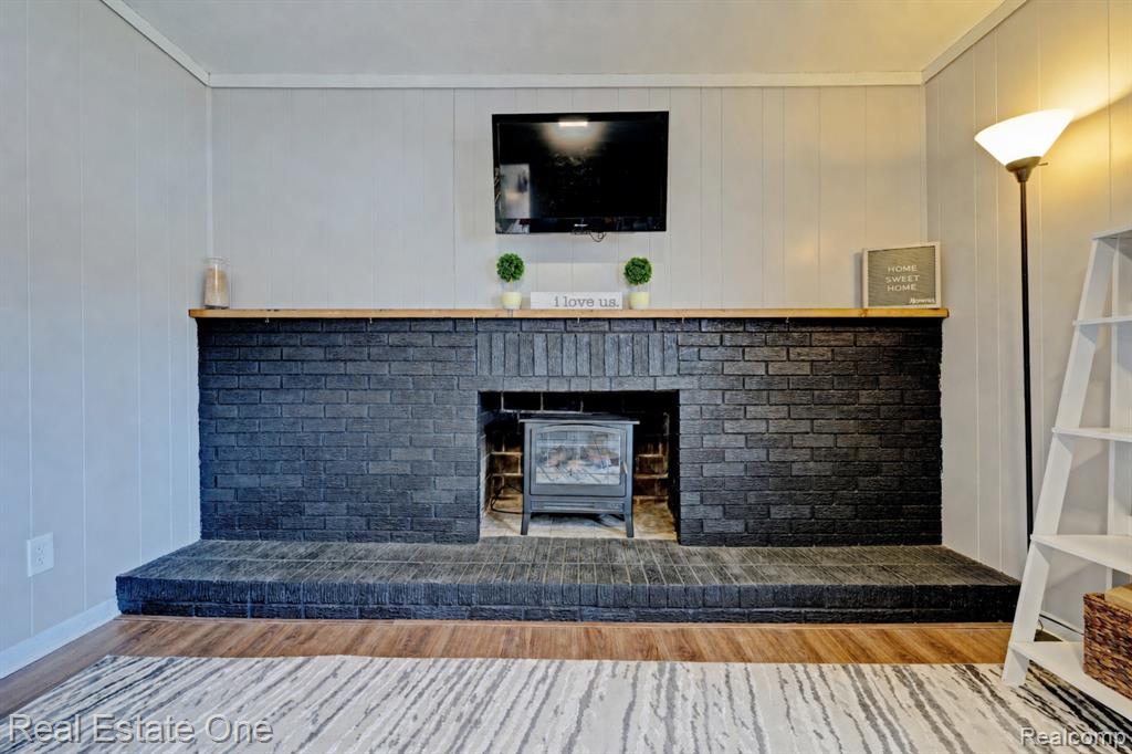 327 Coats Road, Lake Orion, MI 48362 — Photo 26