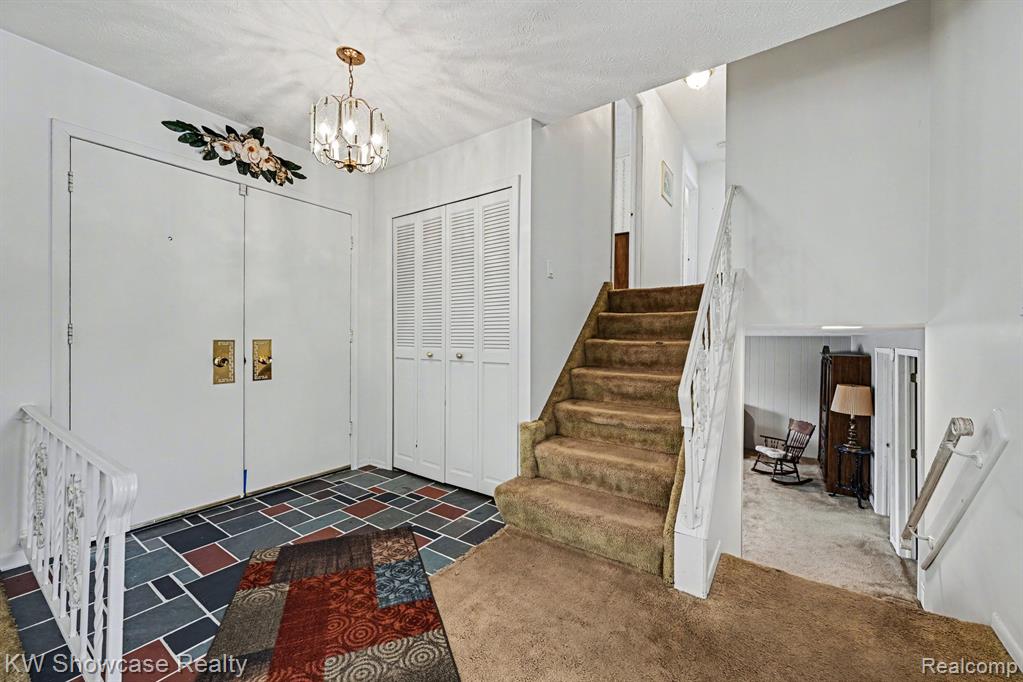 8635 Sandy Crest Drive, White Lake, MI, 00000