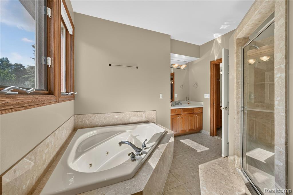 3187 Turnberry Drive, White Lake, MI 48383 — Photo 31