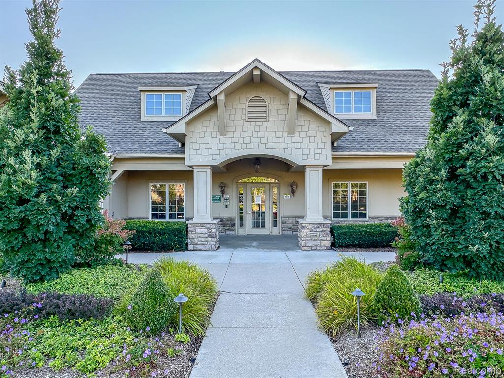17905 BRIAR RIDGE Lane, Northville, MI 48168 — Photo 52