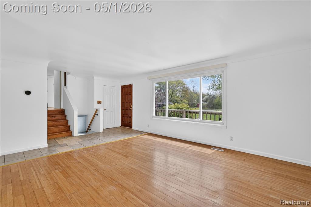 5457 E Frances Road, Mount Morris, MI 48458 — Photo 9