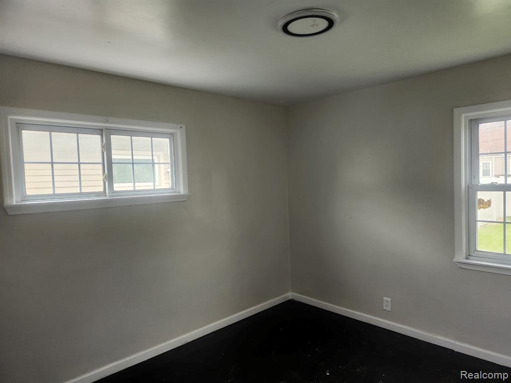 4186 Irene Avenue, Lincoln Park, MI 48146 — Photo 9