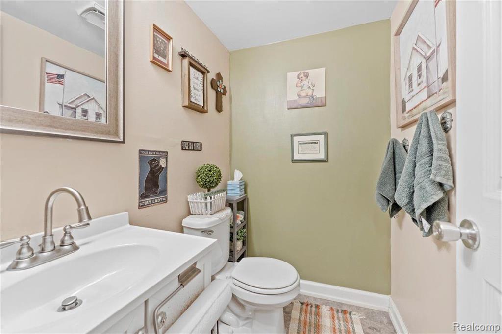 23534 Stonehenge Boulevard, Novi, MI — Photo 20