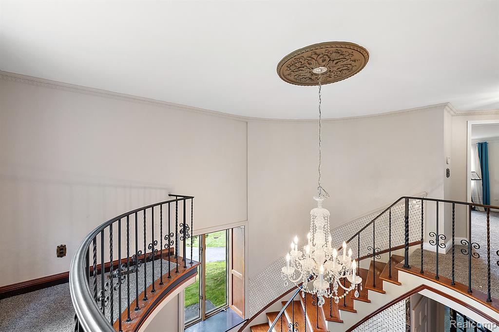 4378 Compton Way, Bloomfield Hills, MI 48302 — Photo 57