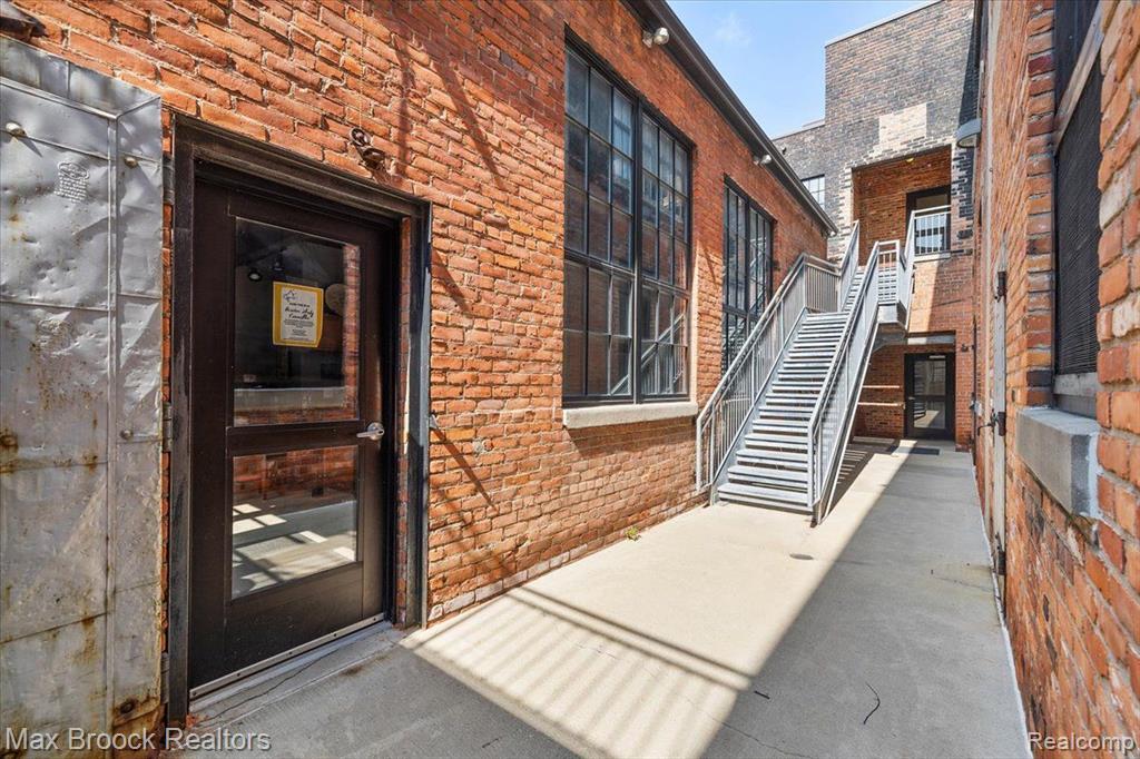 5766 TRUMBULL Street, 108, Detroit, MI 48208 — Photo 27
