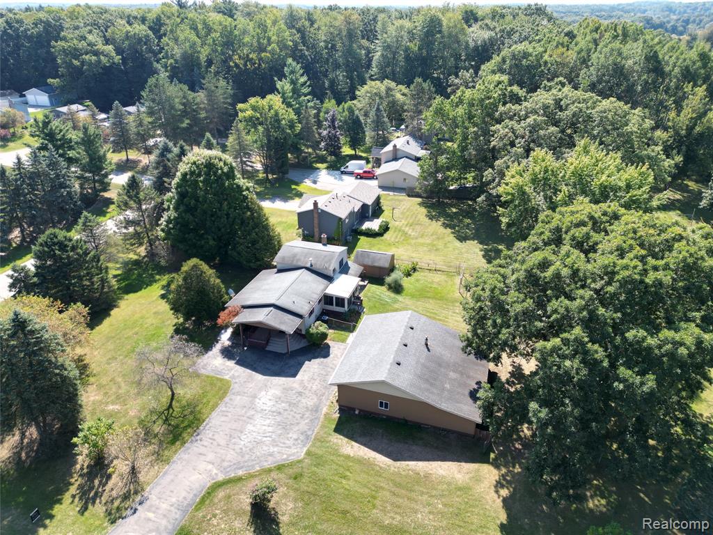 2291 Tomahawk Drive, Lapeer, MI 48446 — Photo 4