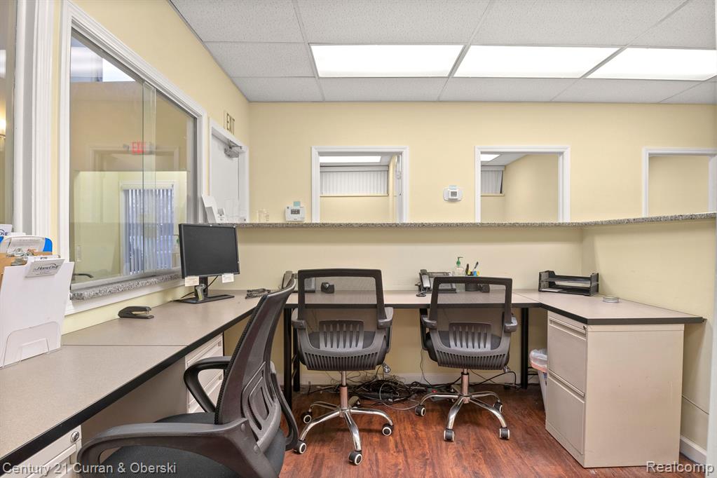 8544 N CANTON CENTER Road, Canton, MI 48187 — Photo 10