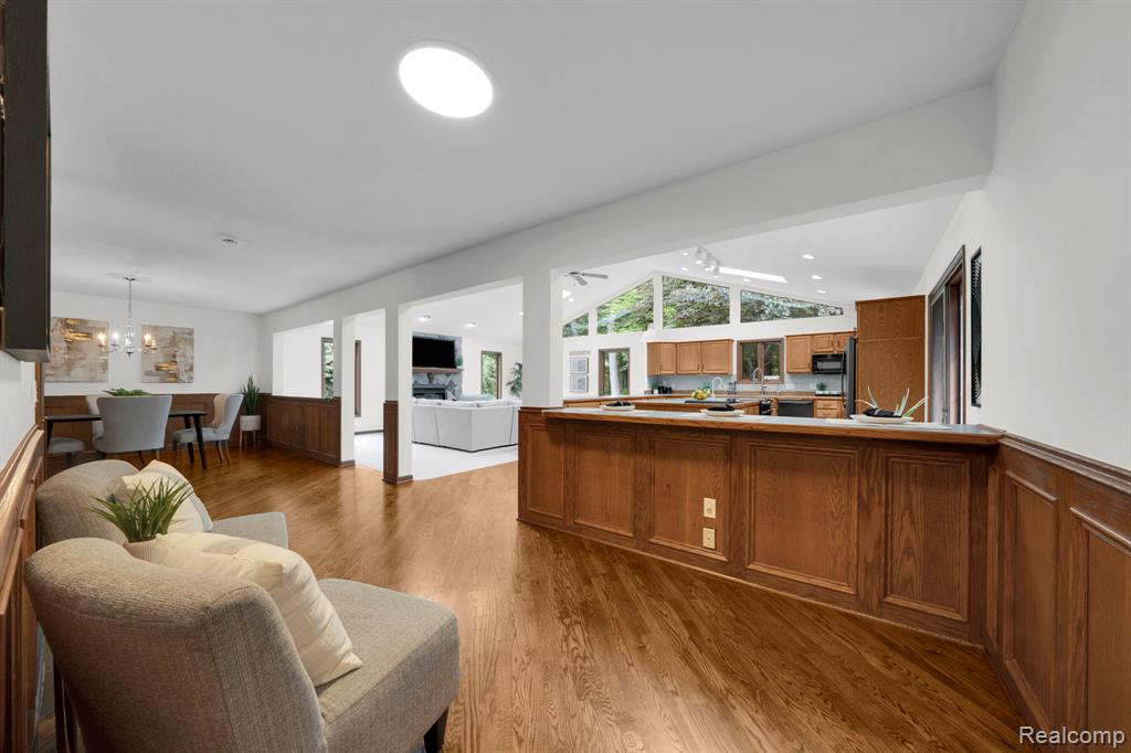 940 W Predmore Road, Oakland, MI — Photo 16