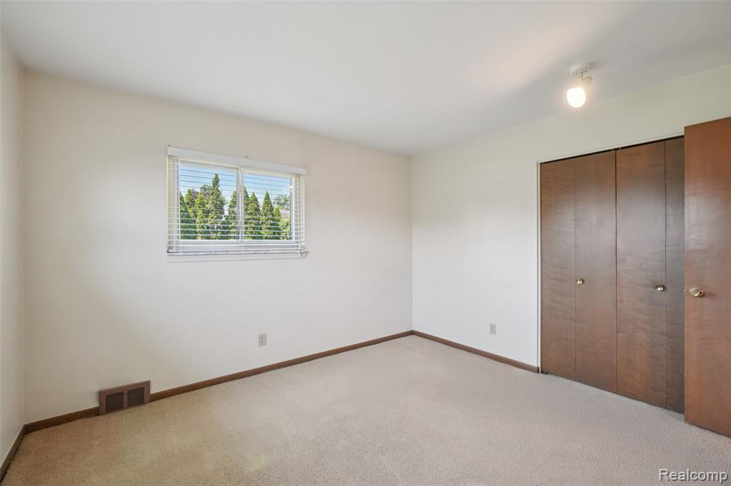 54829 Starlite Drive, Shelby Twp, MI 48316 — Photo 21