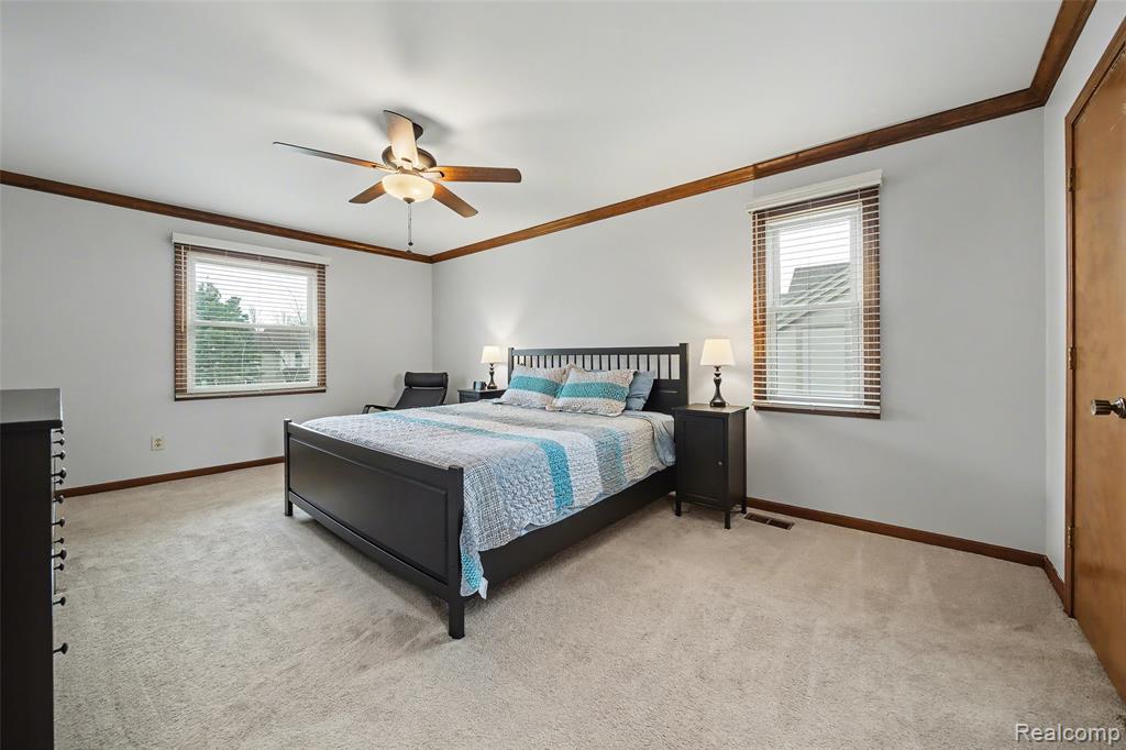 37764 Stableview Drive, Farmington, MI 48335 — Photo 29