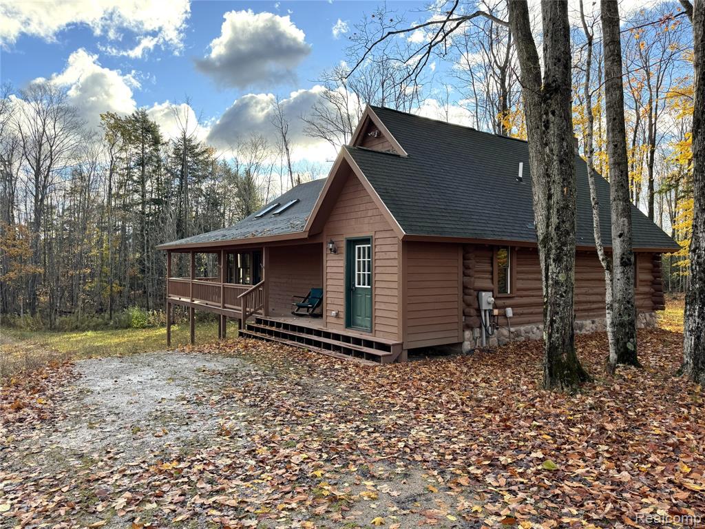 2446 Spayde Road, Charlevoix, MI 49720 — Photo 33