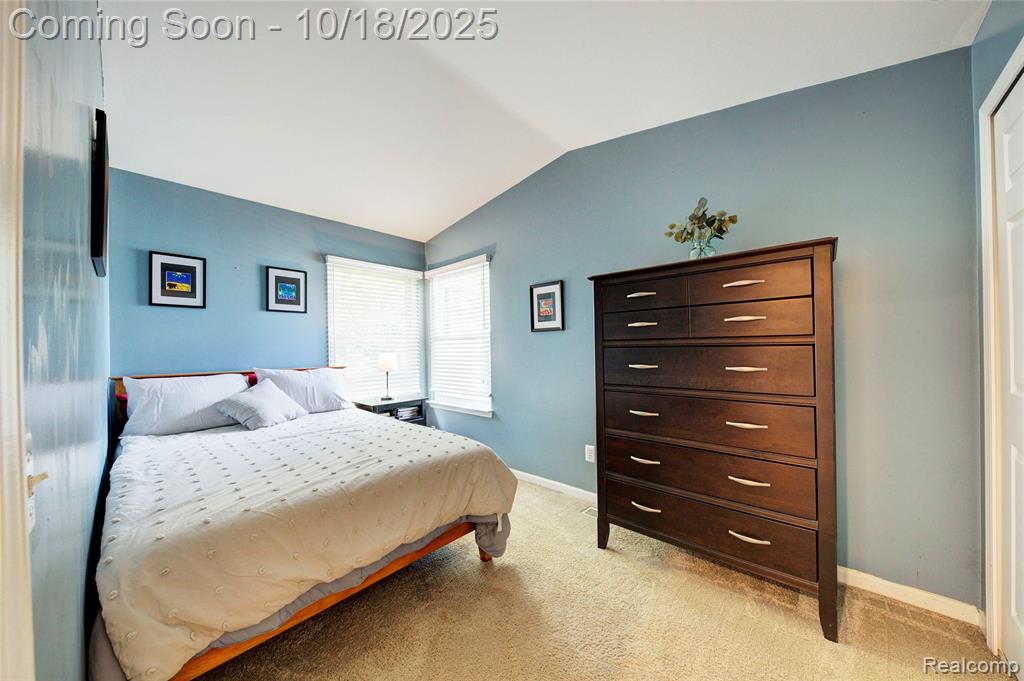 975 S Parkwood Drive, South Lyon, MI 48178 — Photo 42