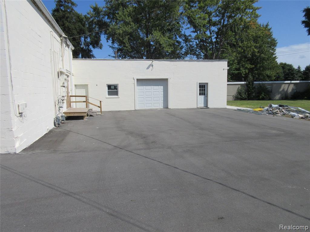 49908 Gratiot Avenue, Chesterfield, MI — Photo 4