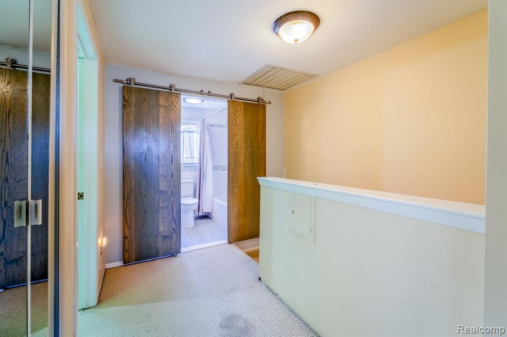 5809 HUNTINGTON Drive, Ypsilanti, MI 48197 — Photo 27