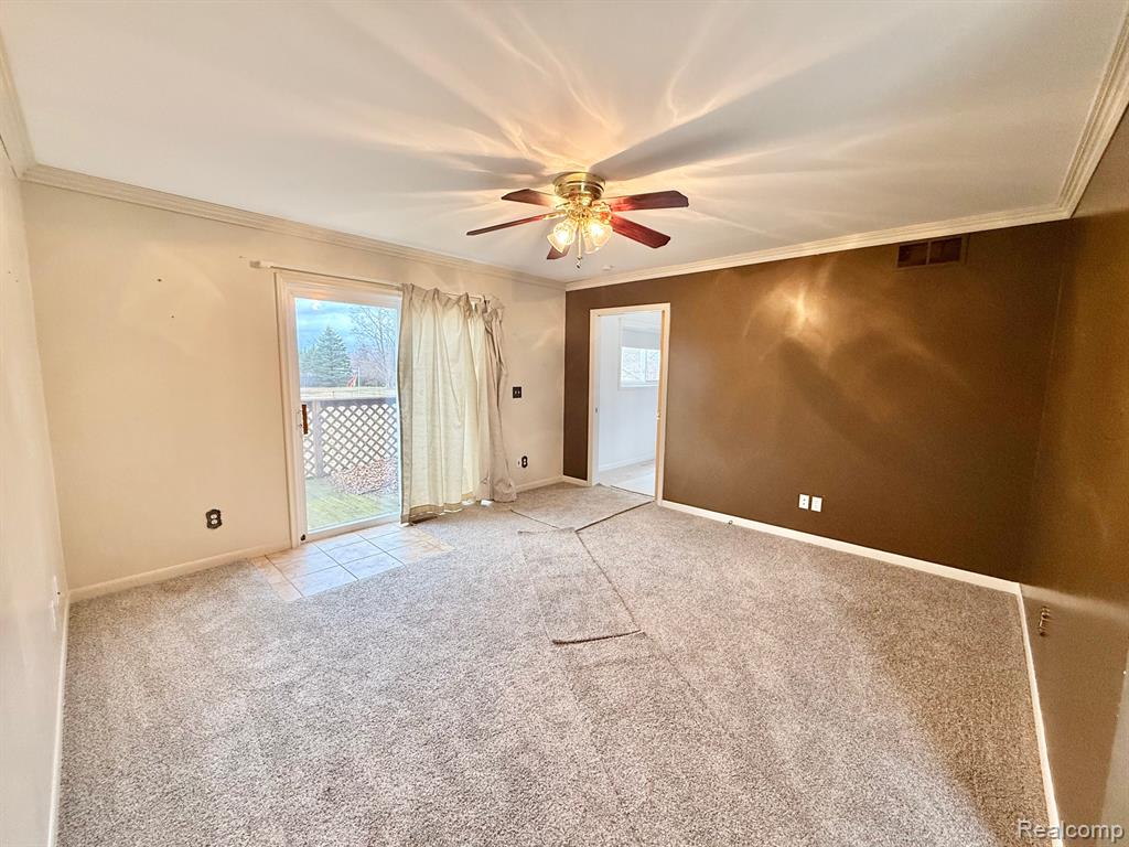 7040 Lou Mac Drive, Swartz Creek, MI 48473 — Photo 17