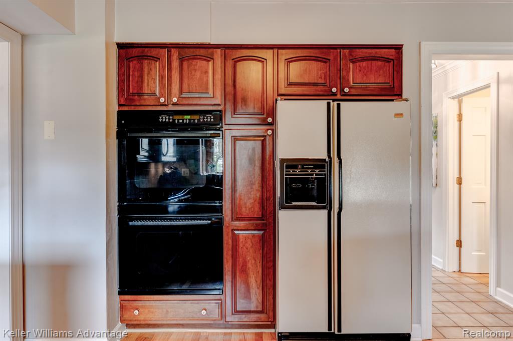 41451 Waterfall Road, Northville, MI 48168 — Photo 15