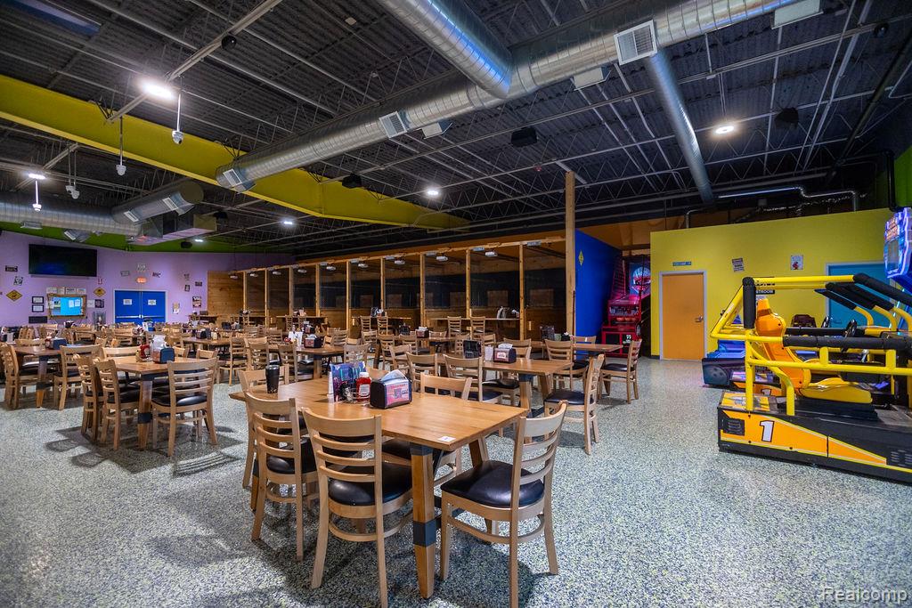 8845 Gratiot Road, Saginaw, MI, 48609