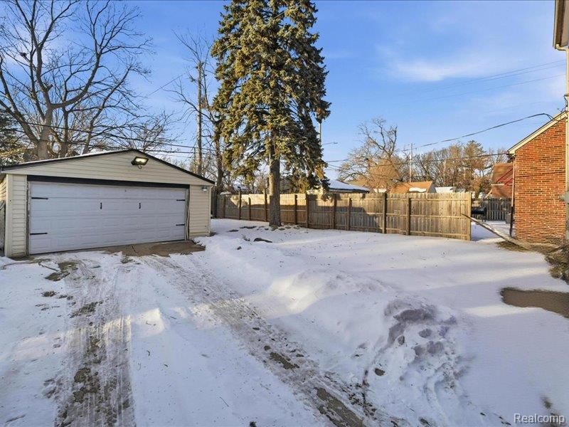 11323 Lansdowne Street, Detroit, MI 48224 — Photo 22
