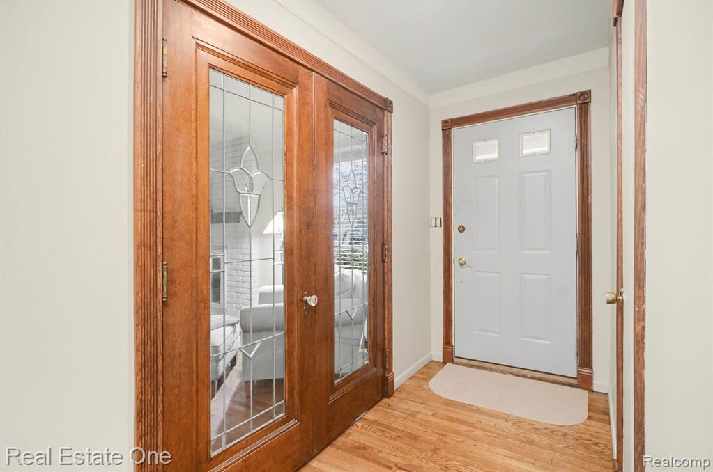 8887 Morrison Avenue, Plymouth, MI 48170 — Photo 8
