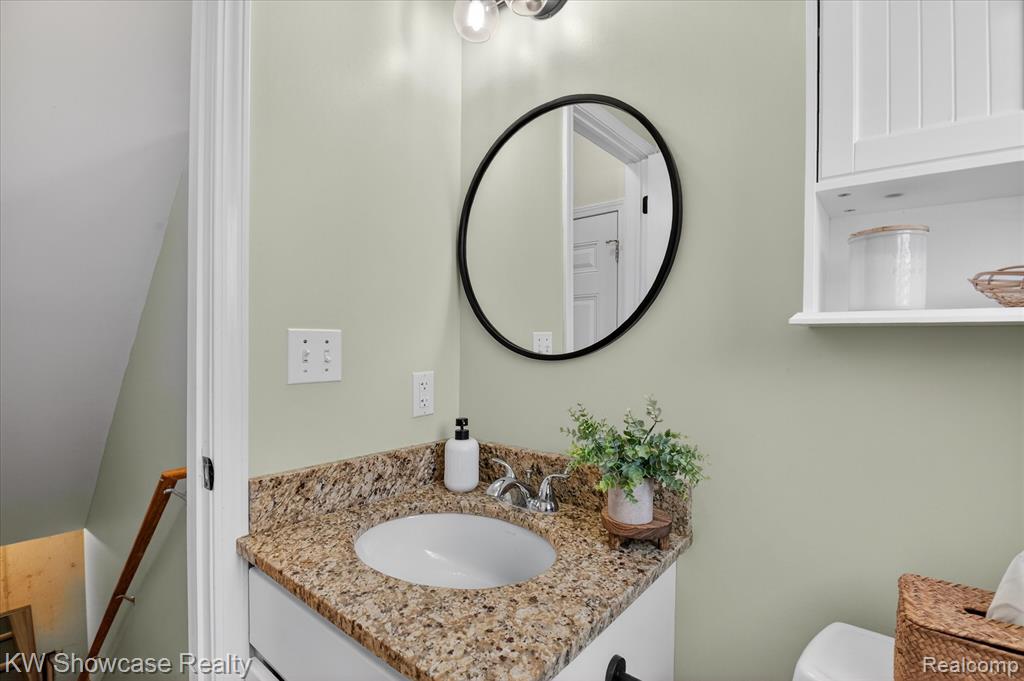 622 Elizabeth Street, Milford, MI 48381 — Photo 20