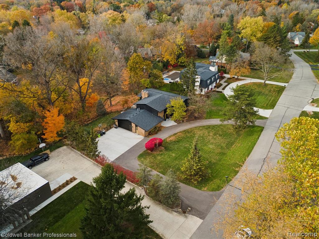 18275 Edenderry Street, Northville, MI 48168 — Photo 54