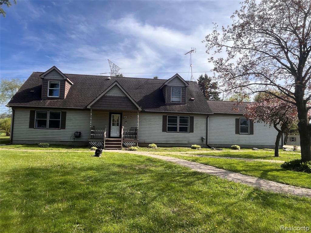 6126 Green Court, Chelsea, MI 48118 — Photo 2