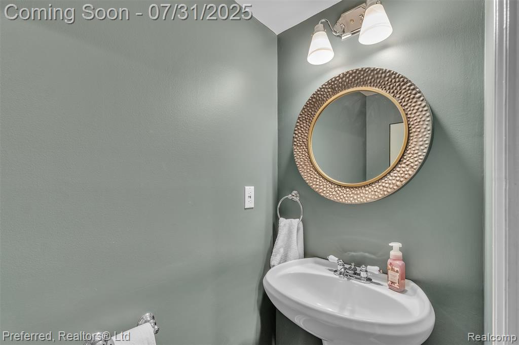 725 Eastwind Drive, Canton, MI 48188 — Photo 21