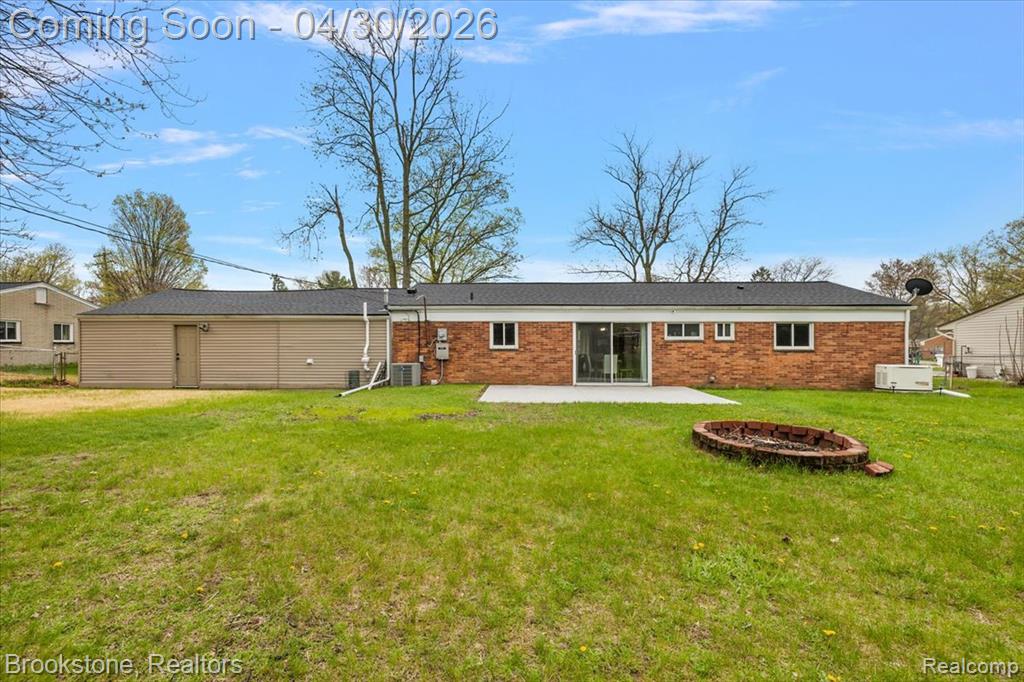 1759 Ashstan Drive, Walled Lake, MI 48390 — Photo 40