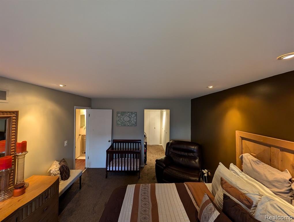 26752 SUMMERDALE Drive, Southfield, MI 48033 — Photo 19