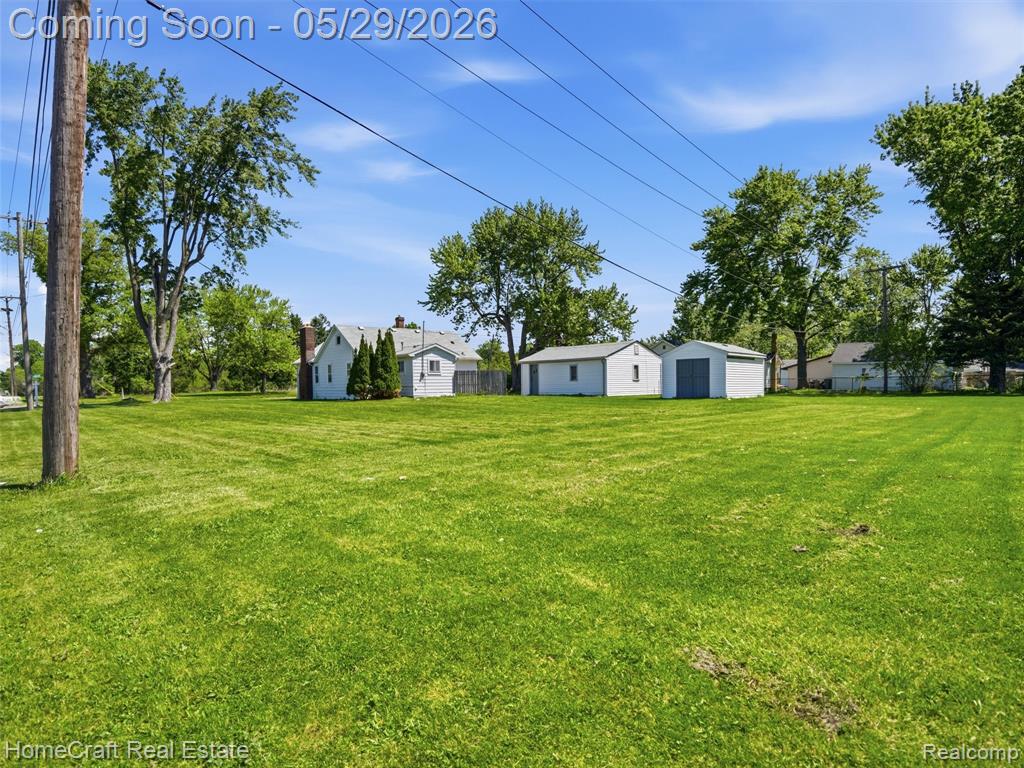 31245 BEVERLY Road, Romulus, MI 48174 — Photo 17