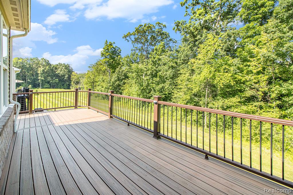 4104 Ashdale Way, Clarkston, MI 48348 — Photo 22