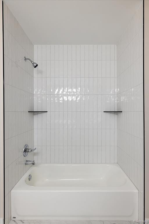 50669 Mistwood Drive, Macomb, MI 48042 — Photo 50