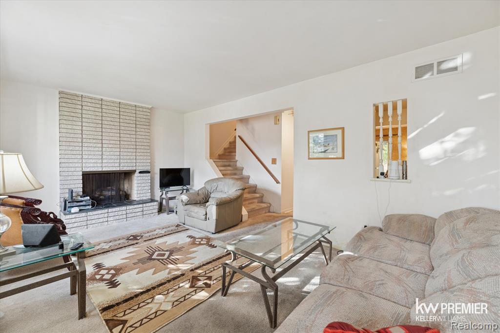 6689 Andersonville Road, Clarkston, MI — Photo 3