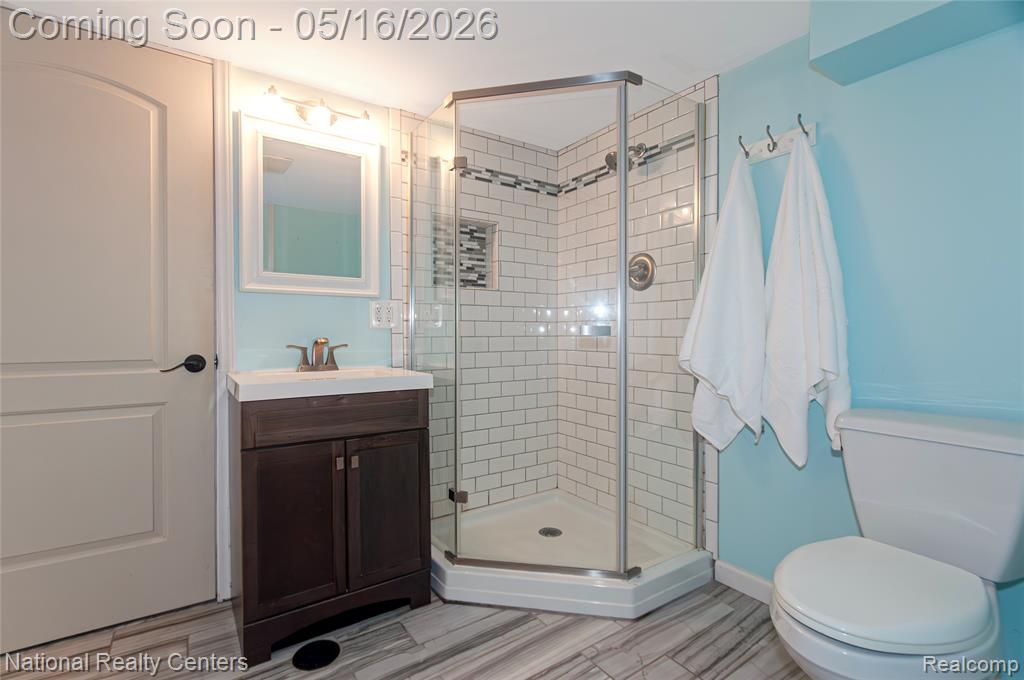 2446 Milverton Drive, Troy, MI 48083 — Photo 31